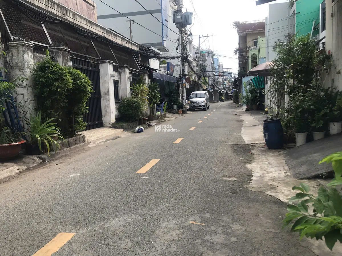 Nhà đẹp 3 tầng BTCT Trần Văn Cẩn, HXH tránh, 82m2, 4.4x15, 4PN, ở ngay