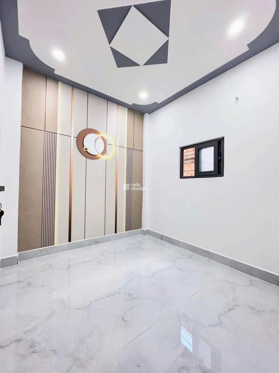  BÁN NHÀ HƯƠNG LỘ 2 ,3 TẦNG ĐẸP ,FULL NỘI THẤT - HẺM XE HƠI 7M - BÌNH TÂN, GIÁ 5.7 TỶ