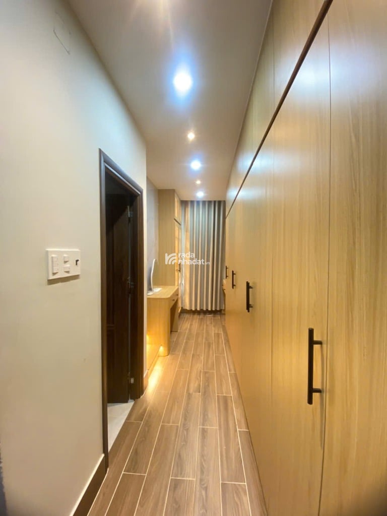 CHDV 8 TẦNG 14 PHÒNG MỚI ĐẸP FULL NỘI THẤT - DÒNG TIỀN 100 Tr
