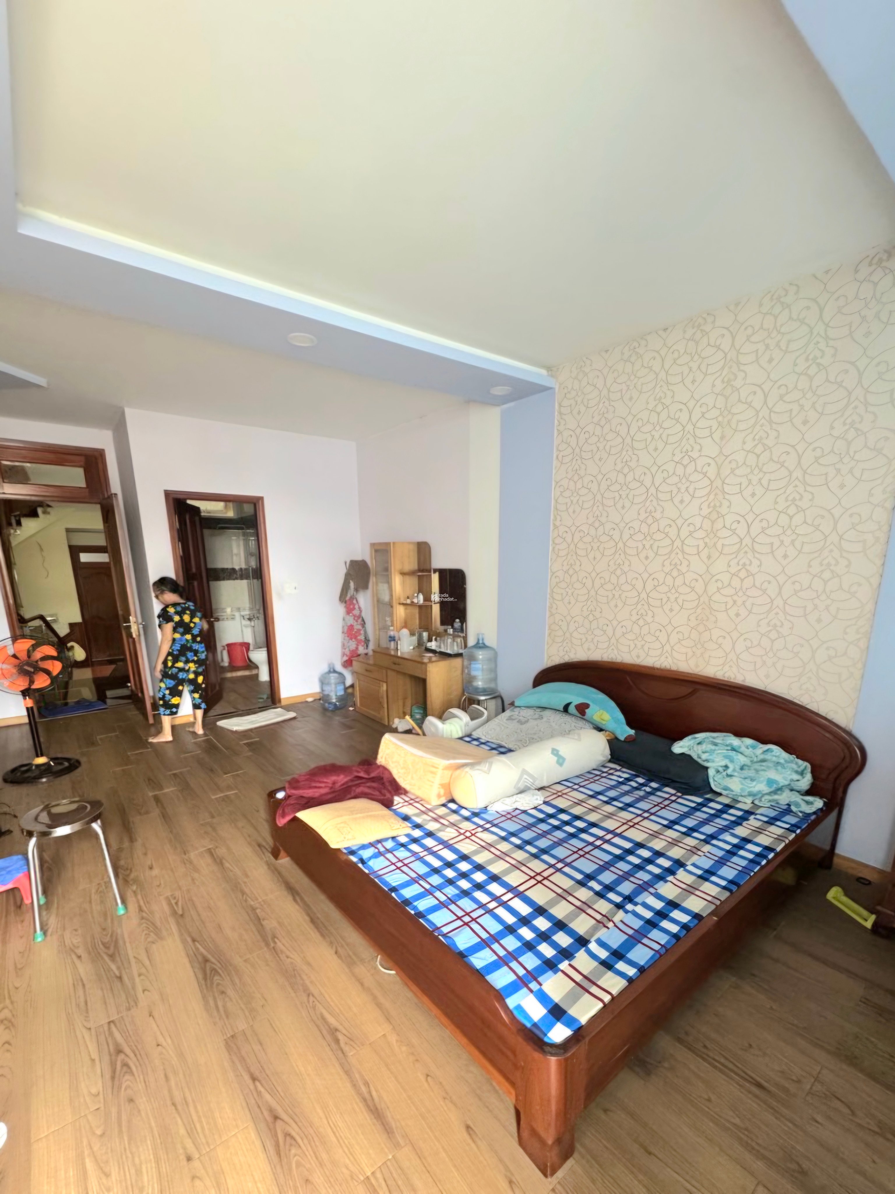 BÁN NHÀ MẶT TIỀN 4 TẦNG THANG MÁY - NGAY AEON MAILL TÊN LỬA - 160M2 