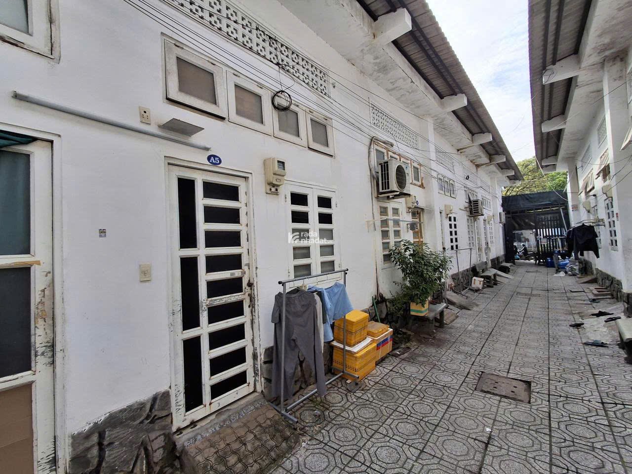 BÁN GẤP NHÀ MT KÊNH, KHU KINH DOANH SẦM UẤT