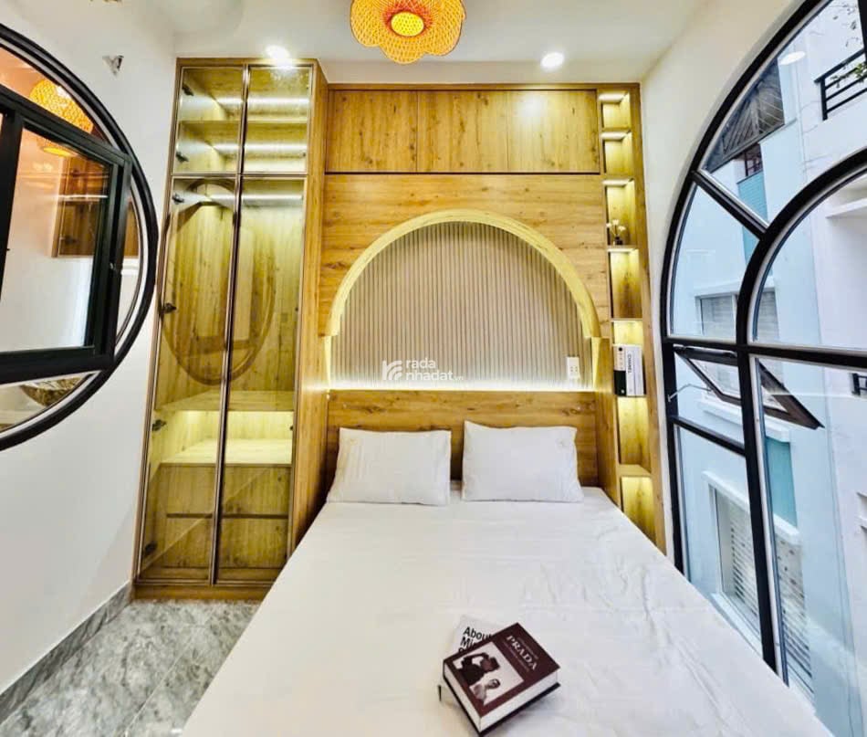 Nhà mới Huỳnh Văn Bánh - QUẬN PHÚ NHUẬN - 4 Tầng - 4.69 tỷ