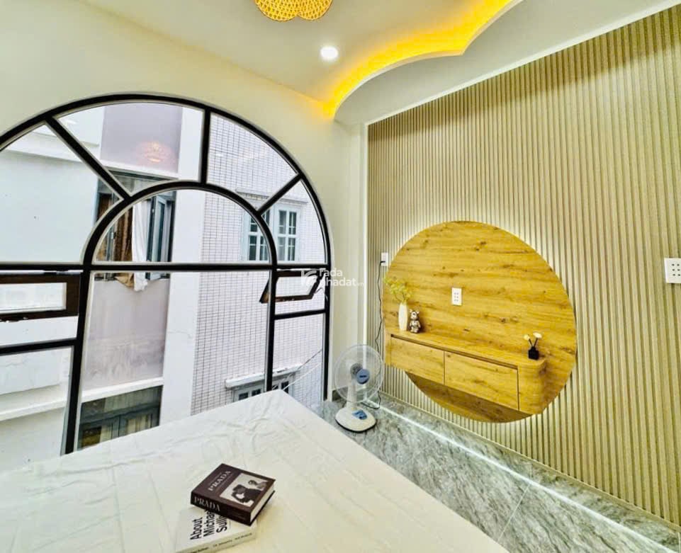 Nhà mới Huỳnh Văn Bánh - QUẬN PHÚ NHUẬN - 4 Tầng - 4.69 tỷ