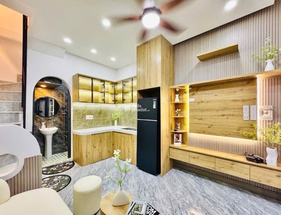 Nhà mới Huỳnh Văn Bánh - QUẬN PHÚ NHUẬN - 4 Tầng - 4.69 tỷ