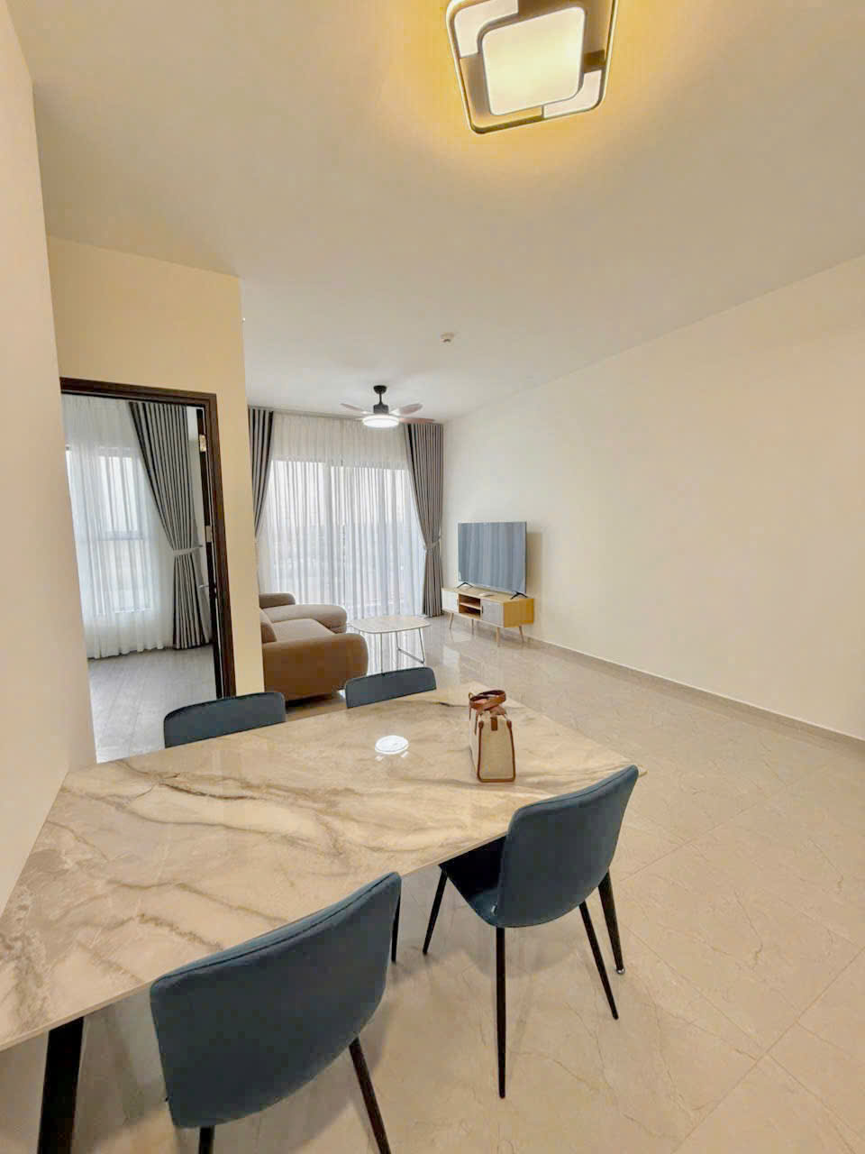 Celesta Rise - Cho thuê 2PN2WC - 13 triệu/tháng - Full NT - Nguyễn Hữu Thọ