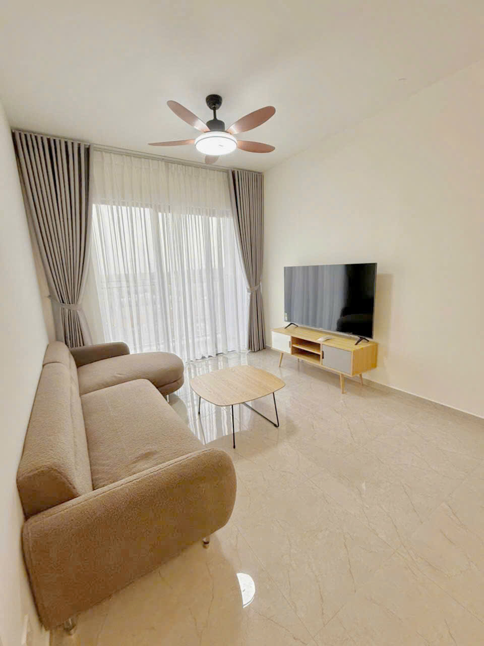 Celesta Rise - Cho thuê 2PN2WC - 13 triệu/tháng - Full NT - Nguyễn Hữu Thọ