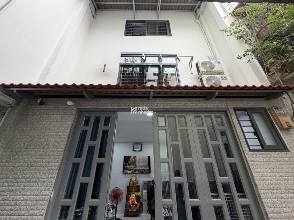 SÁT VÁCH QUẬN 1, ĐIỆN BIÊN PHỦ, BÌNH THẠNH, 20M2 Ở NGAY. GIẢM 350TR CHỈ 4.25T 