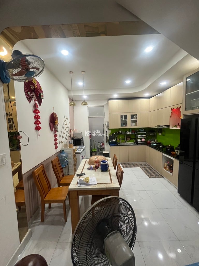 HẺM 6M Ô TÔ NGỦ TRONG NHÀ- GÒ DẦU- TÂN QUÝ TÂN PHÚ-DT: 4*14M- 6 TỶ 850