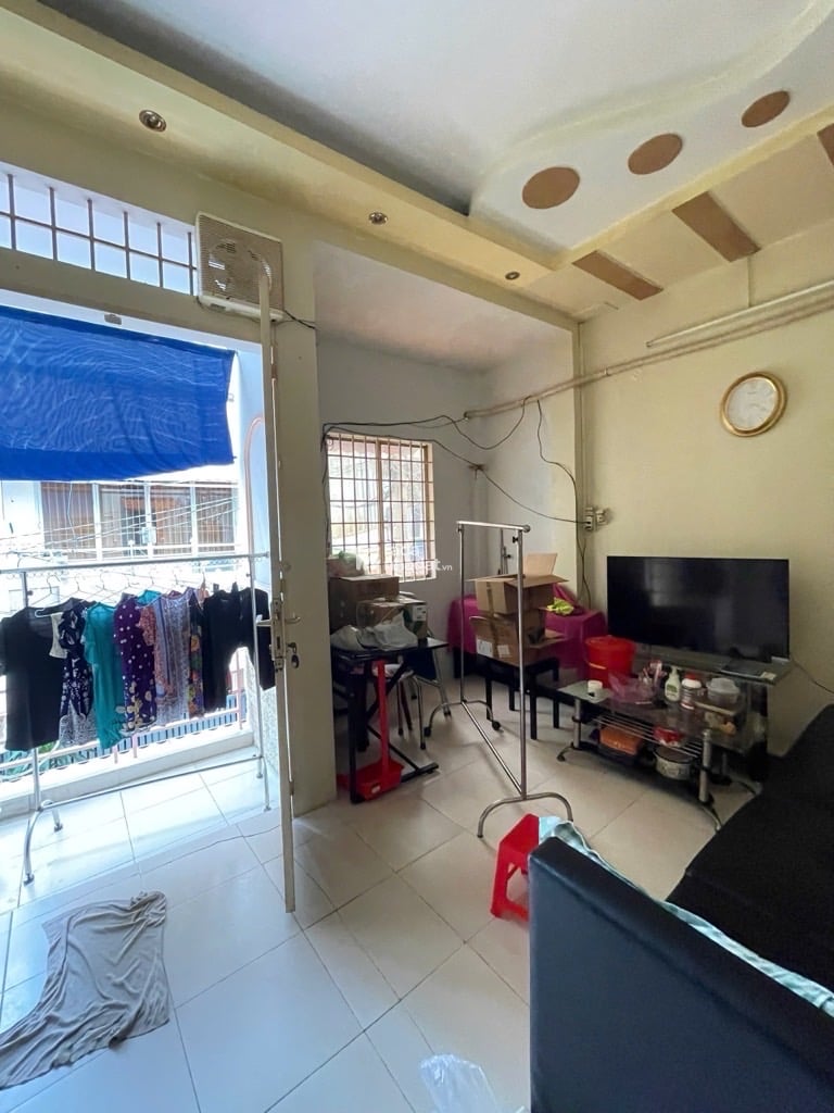 NHÀ 1/ SÁT MẶT TIỀN, HẺM XE HƠI GẦN ĐẦM SEN