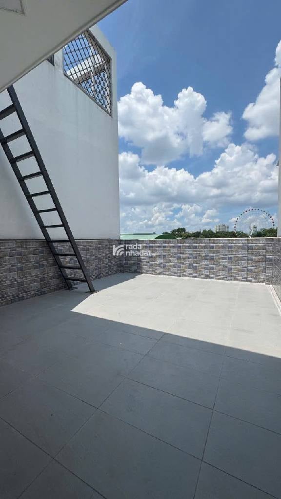 NHÀ 4 TẦNG MỚI ĐẸP - 71M2 - 4PN - GẦN DU LỊCH ĐẦM SEN - NHỈNH 10 TỶ 