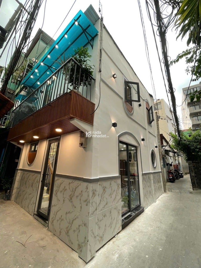 SÁT SÂN BAY, HẺM XE HƠI SÁT NHÀ, CÔ GIANG, PHÚ NHUẬN, 33M2 TIỆN XÂY. GIẢM 350TR CHỈ CÒN 4.75T TL 