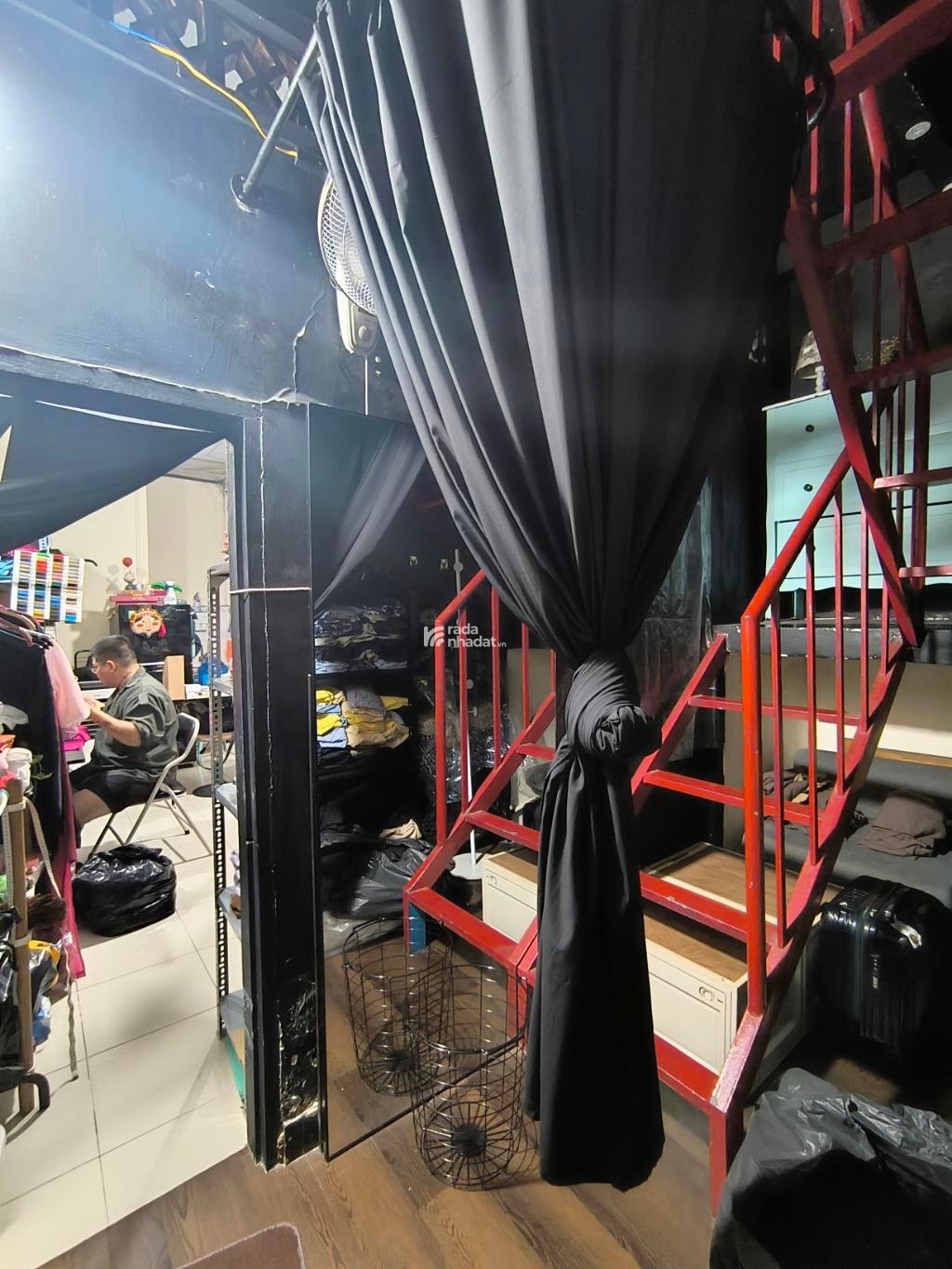 KHU DÂN TRÍ - THẲNG 1 TRỤC RA MẶT TIỀN, HẺM THÔNG - NGANG HƠN 4M - ĐANG CHO THUÊ 100 TRIỆU/NĂM