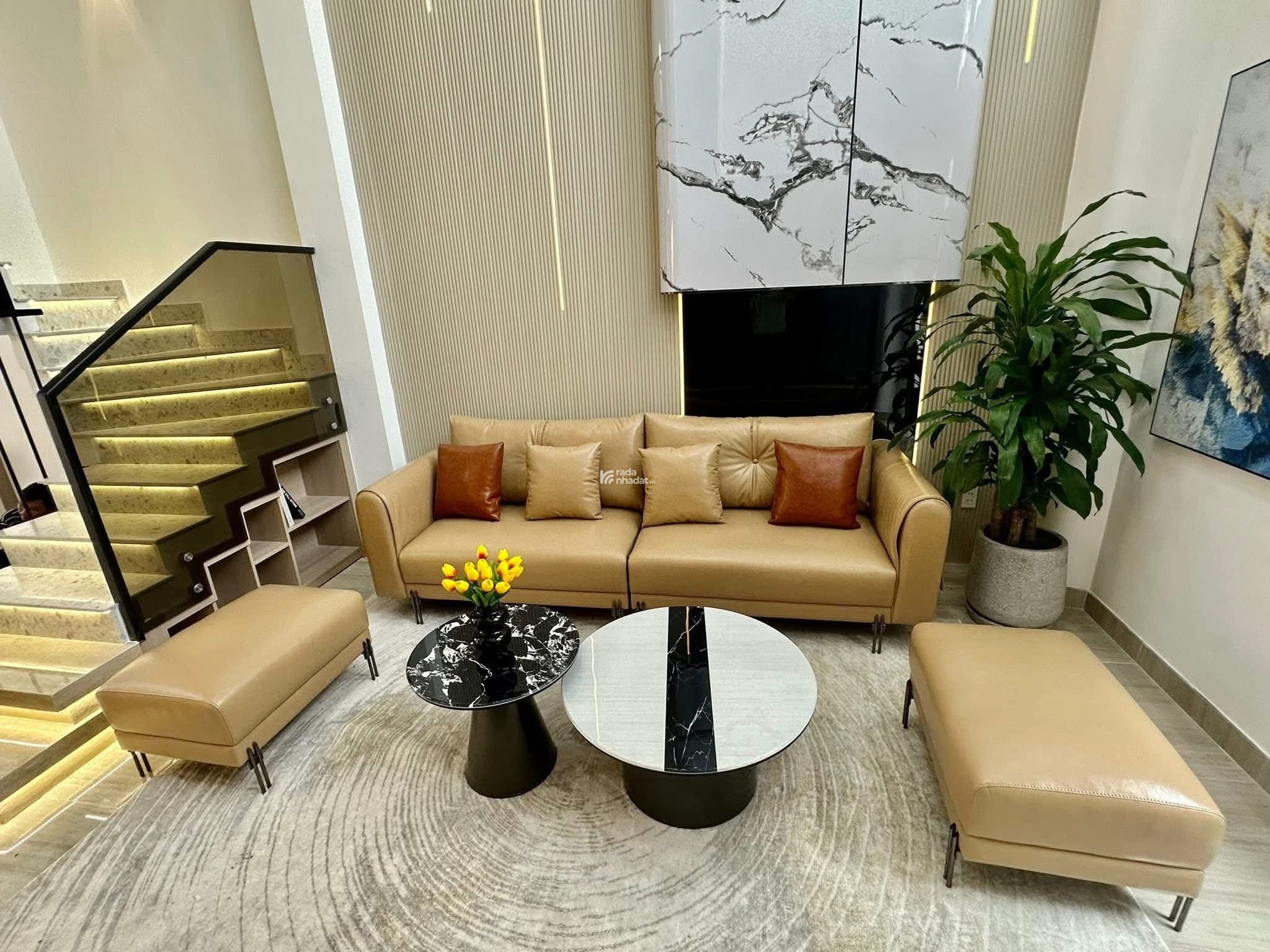 SIÊU PHẨM NHÀ PHỐ NỘI THẤT HIỆN ĐẠI - CHỈ XÁCH VALI VÀO Ở