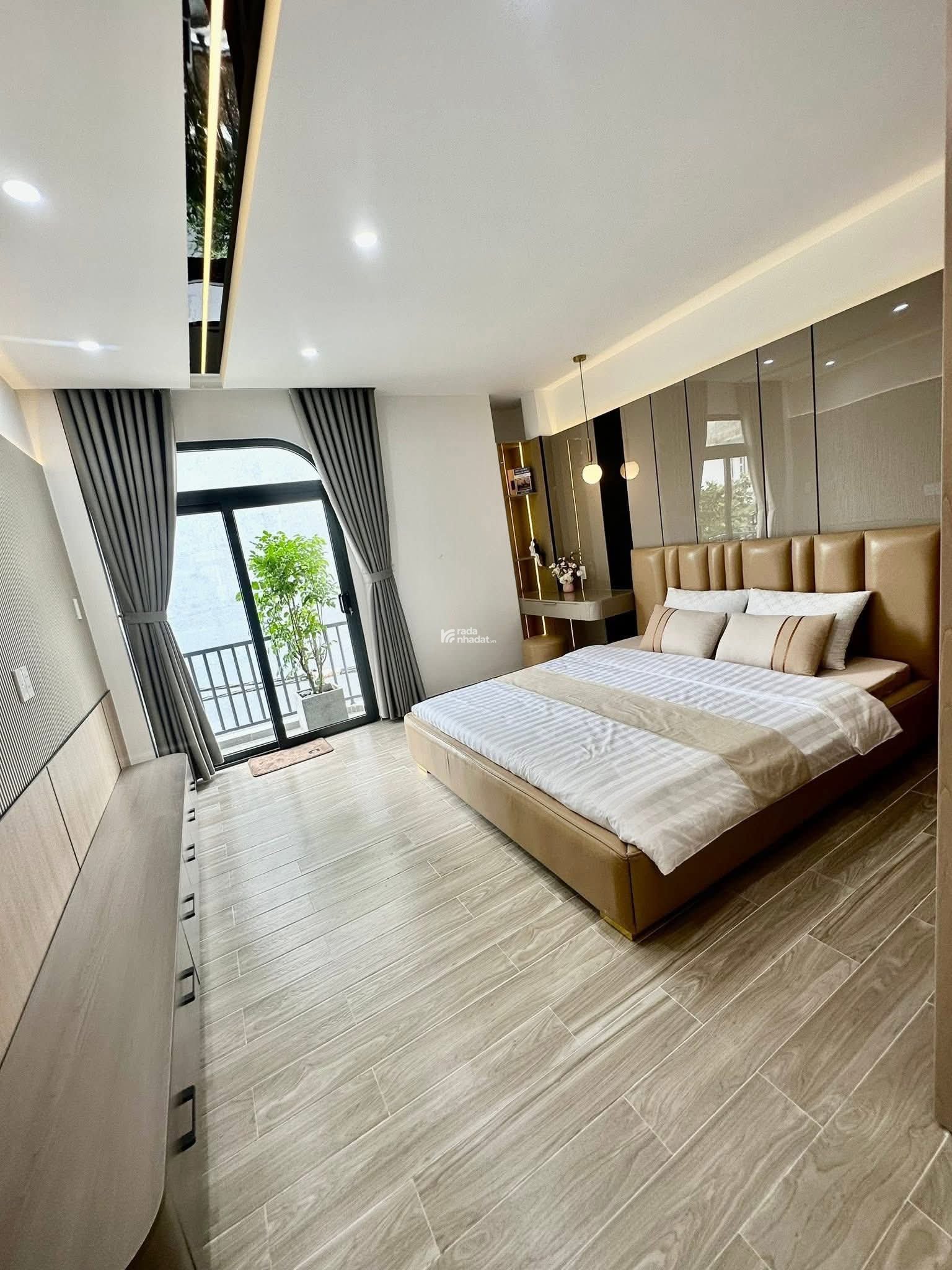 SIÊU PHẨM NHÀ PHỐ NỘI THẤT HIỆN ĐẠI - CHỈ XÁCH VALI VÀO Ở