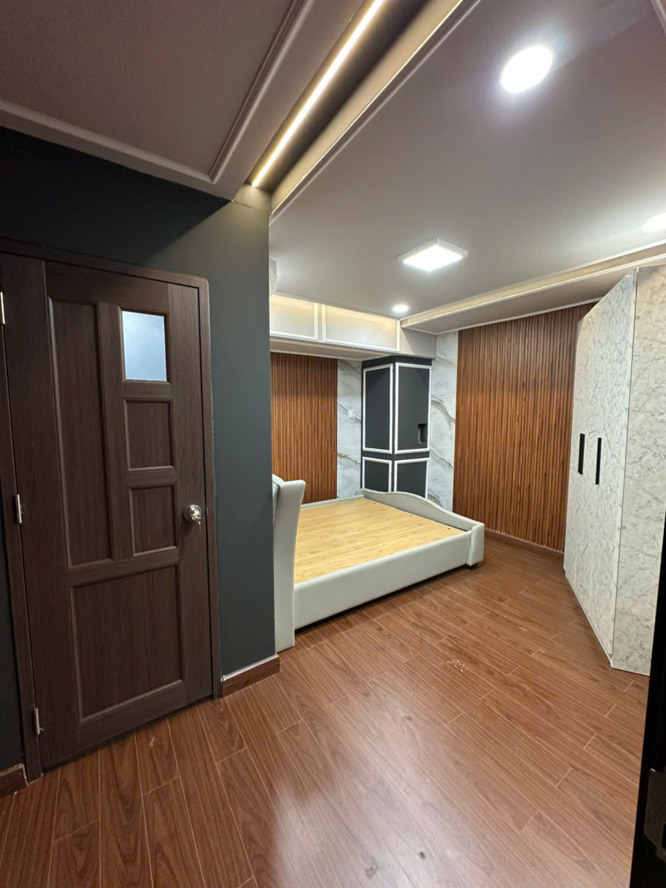  BÁN CHDV 6 TẦNG  20 PHÒNG -THANG MÁY -DÒNG TIỀN 90 TRIỆU/THÁNG - LÊ ĐỨC THỌ P16 GÒ VẤP GIÁ 14.3 TỶ