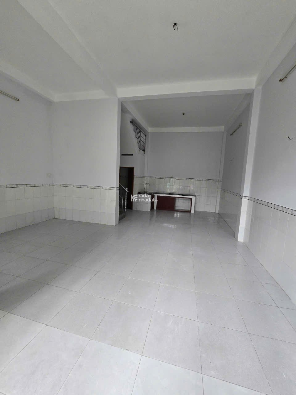  NHÀ ĐẸP 3 TẦNG HXH GẦN AEON TÂN PHÚ ,P. Bình Hưng Hòa A, Q. Bình Tân  chỉ 5.9 tỷ