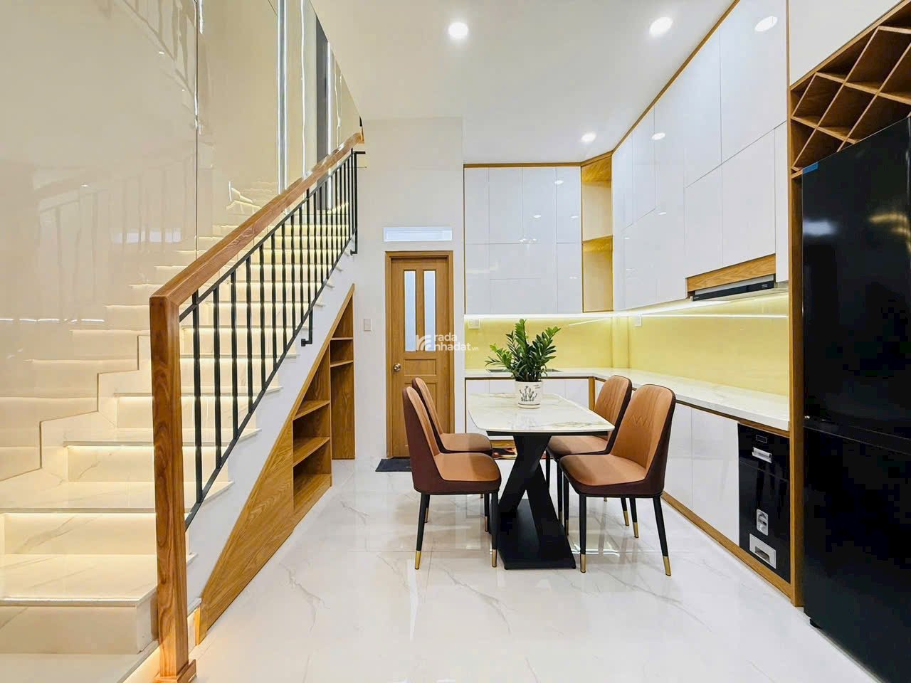 Thanh lý nhà ngộp diện tích 36,5m2 giá 4tỷ8 đường Chu Văn An phường 12 quận Bình Thạnh 