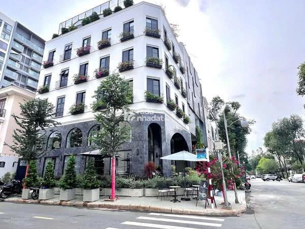 Bán Nhà 2 Mặt Tiền Trước Sau 157B Cô Bắc. Phường Cô Giang. Quận 1