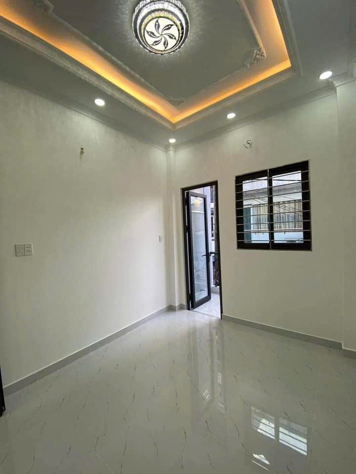 Thanh lí nhanh căn nhà 56.2m2 ngay Lê Văn Sỹ, Phú Nhuận/ 3 Tỷ 860/ Sổ riêng chính chủ, hẻm ô tô