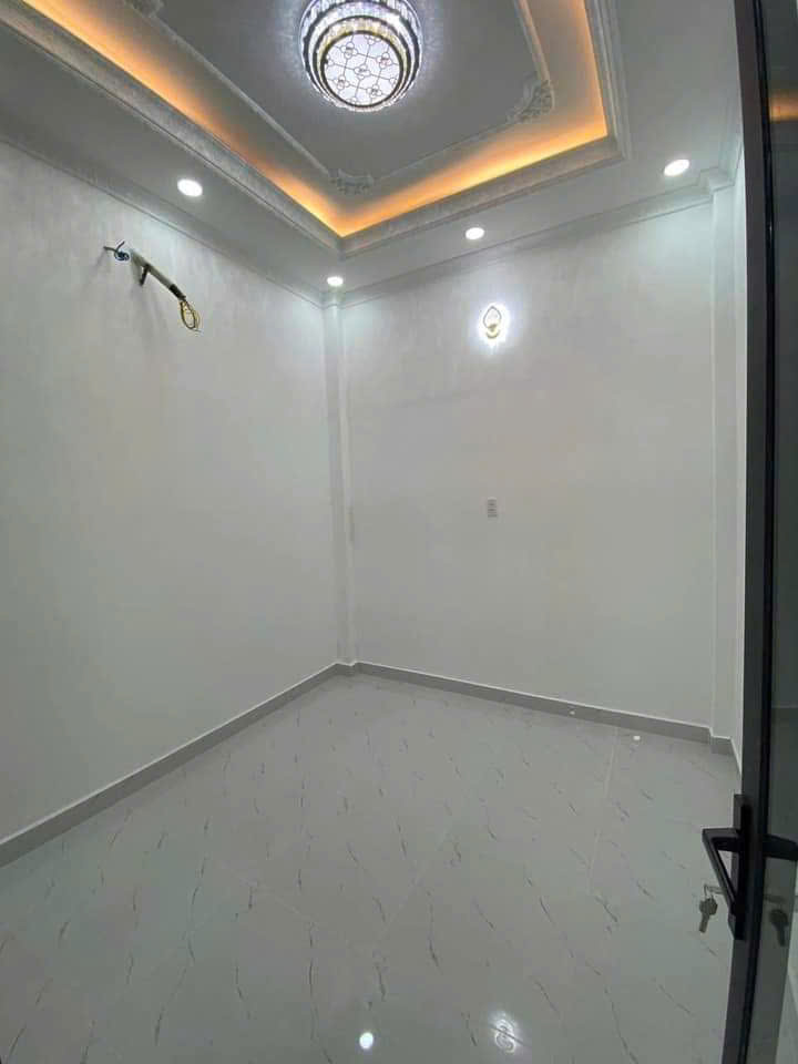 Thanh lí nhanh căn nhà 56.2m2 ngay Lê Văn Sỹ, Phú Nhuận/ 3 Tỷ 860/ Sổ riêng chính chủ, hẻm ô tô