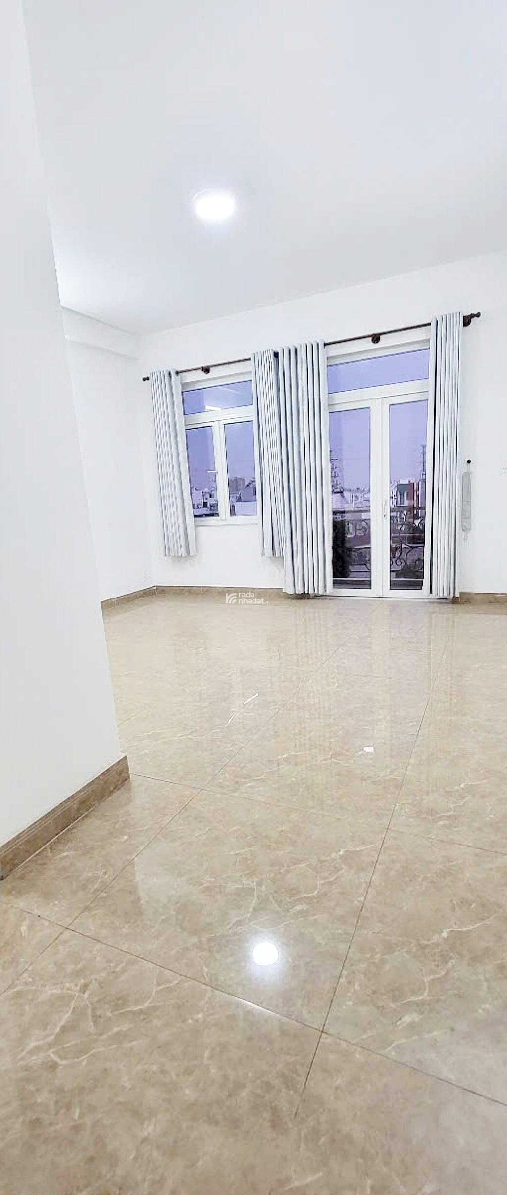 BÁN NHÀ KHU Y TẾ KỸ THUẬT CAO 75M2 (5X15) 5 TẦNG BTCT 6 PHÒNG NGỦ XE HƠI NGỦ NHÀ CHỈ 7.2 TỶ