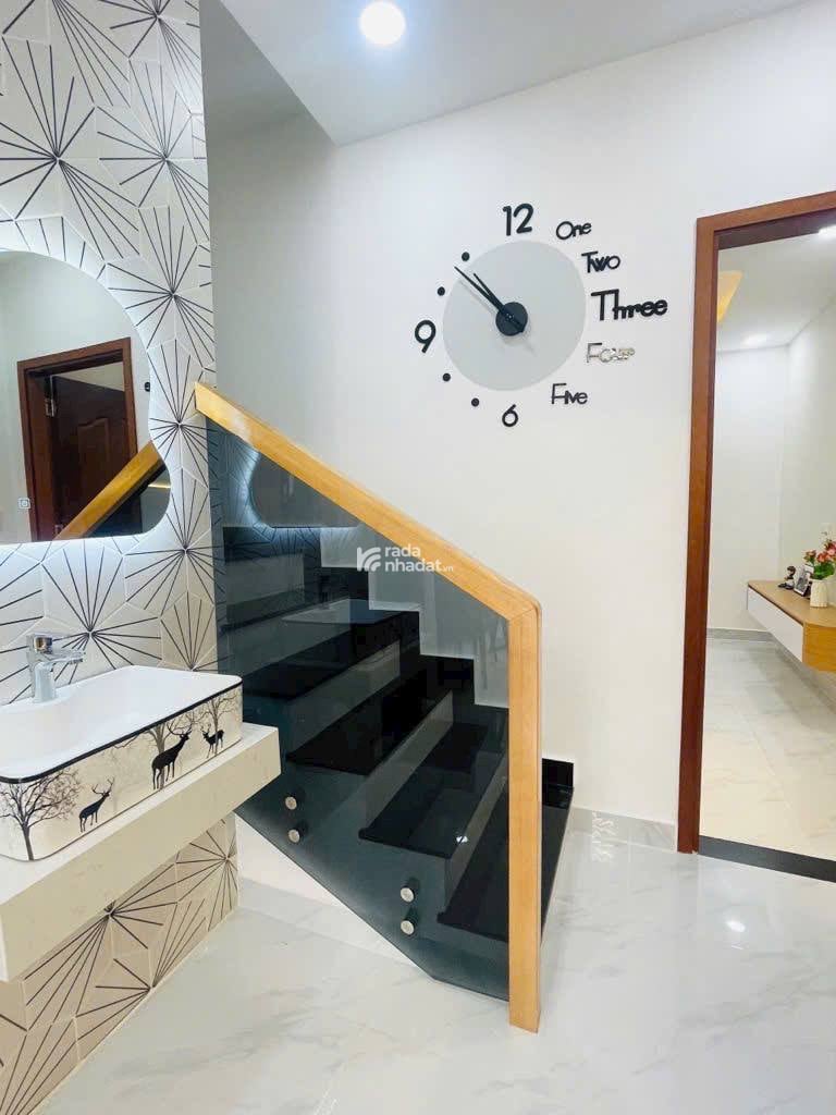 SIÊU PHẨM - HXH - NỘI THẤT SANG XỊN - SỔ VUÔNG VỨC - LÊ QUANG ĐỊNH - NHỈNH 5 TỶ