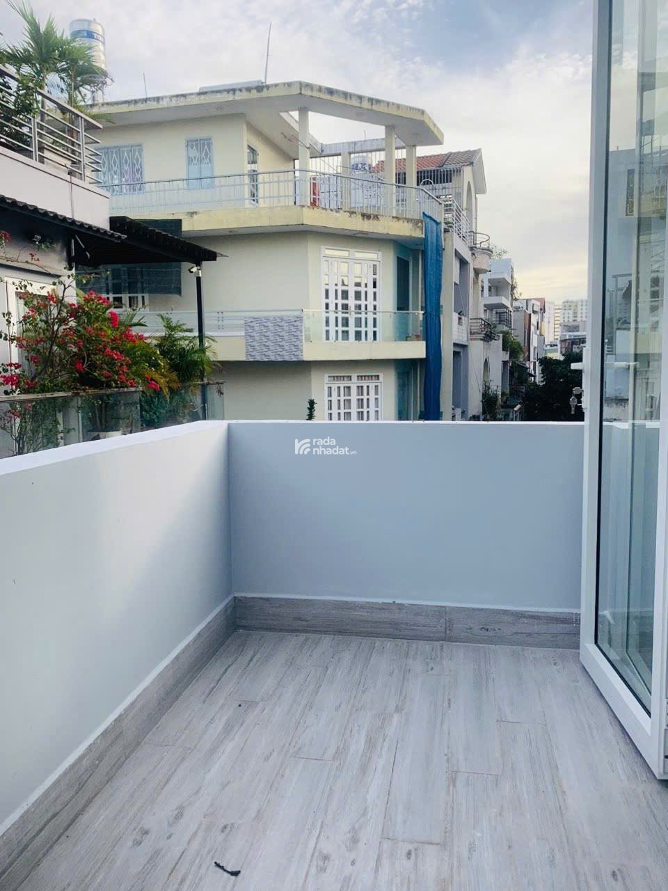 Chỉ 9.1 Tỷ-Siêu Hiếm: Hẻm Xe Hơi -Căn Góc-Gần Mặt Tiền Bình Thạnh-Nhà Đẹp 4Tầng 4x14m-Full Nội Thất