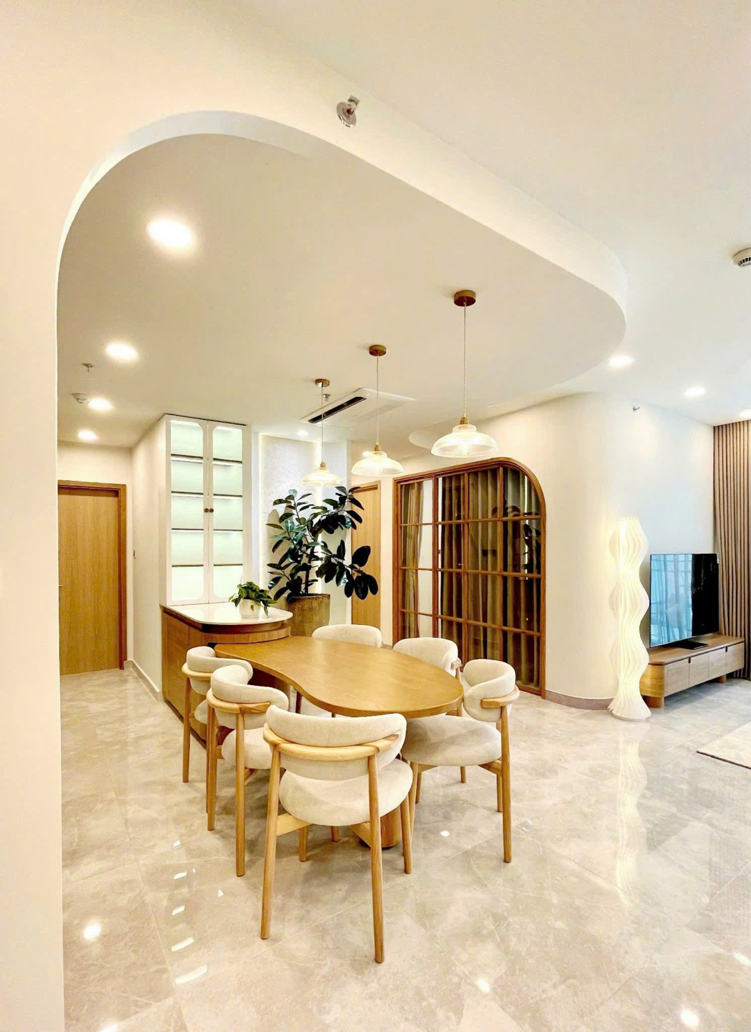 CHO THUÊ GẤP CĂN HỘ MIDTOWN THE PEAK PHÚ MỸ HƯNG - 3 PHÒNG NGỦ - NHÀ MỚI ĐẸP
