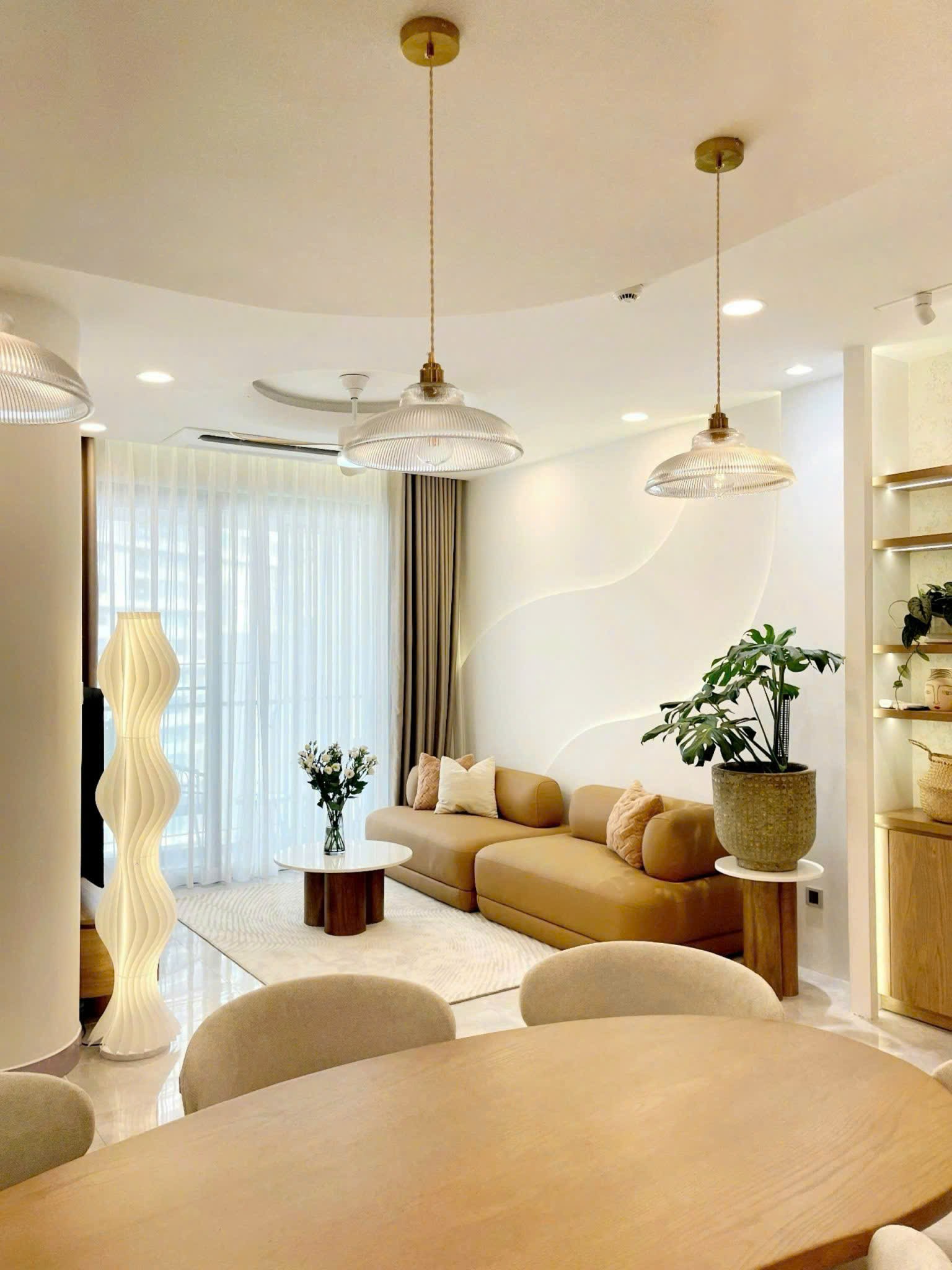 CHO THUÊ GẤP CĂN HỘ MIDTOWN THE PEAK PHÚ MỸ HƯNG - 3 PHÒNG NGỦ - NHÀ MỚI ĐẸP