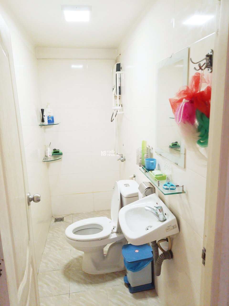 Cho thuê nhà 1 trệt 1 lầu 96 m2 full nội thất hẻm 766 QL13 gần ngã tư Bình Phước, Thủ Đức