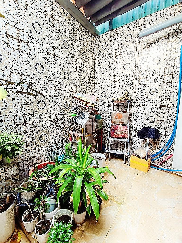 Bán nhà gân  tân kỳ tân quý bình hưng hoà