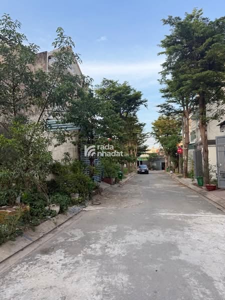 Bán Đất Khu Phân Lô Đường 6m, Gần KDC Đông Tăng Long. 70m2. Giá 4 Tỷ