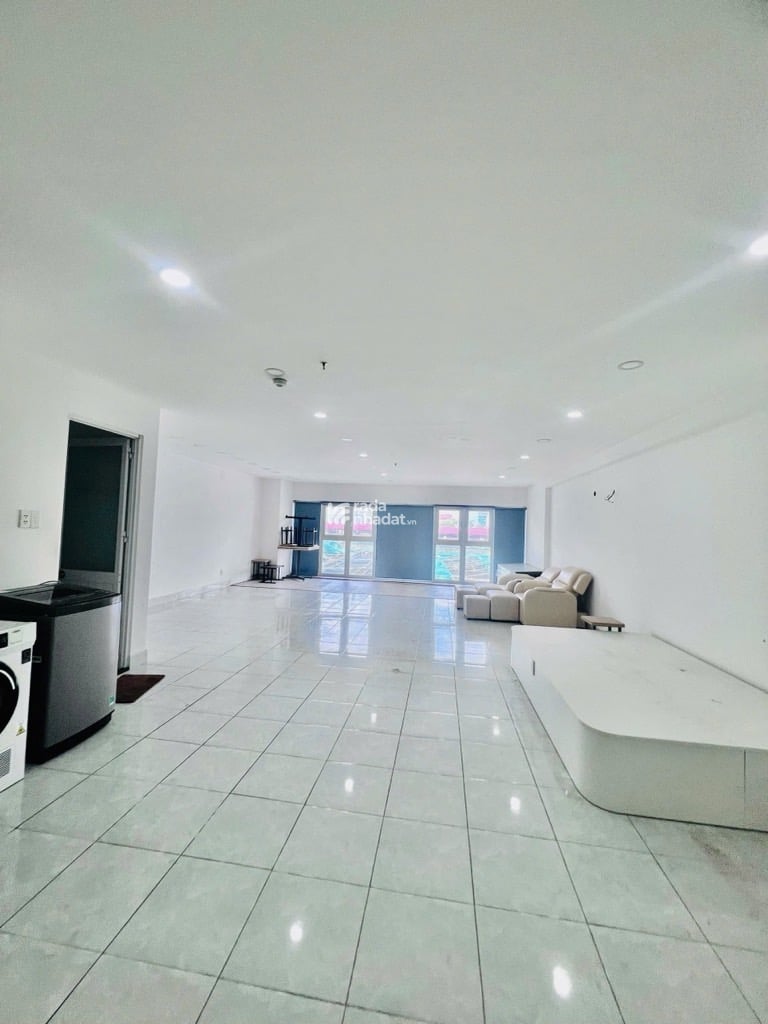 BÁN SHOPHOUSE HỒ HỌC LÃM 175M2 CHỈ 4 TỶ CĂN GÓC 2 MẶT TIỀN KINH DOANH ĐỈNH NGAY TRUNG TÂM CHUNG CƯ