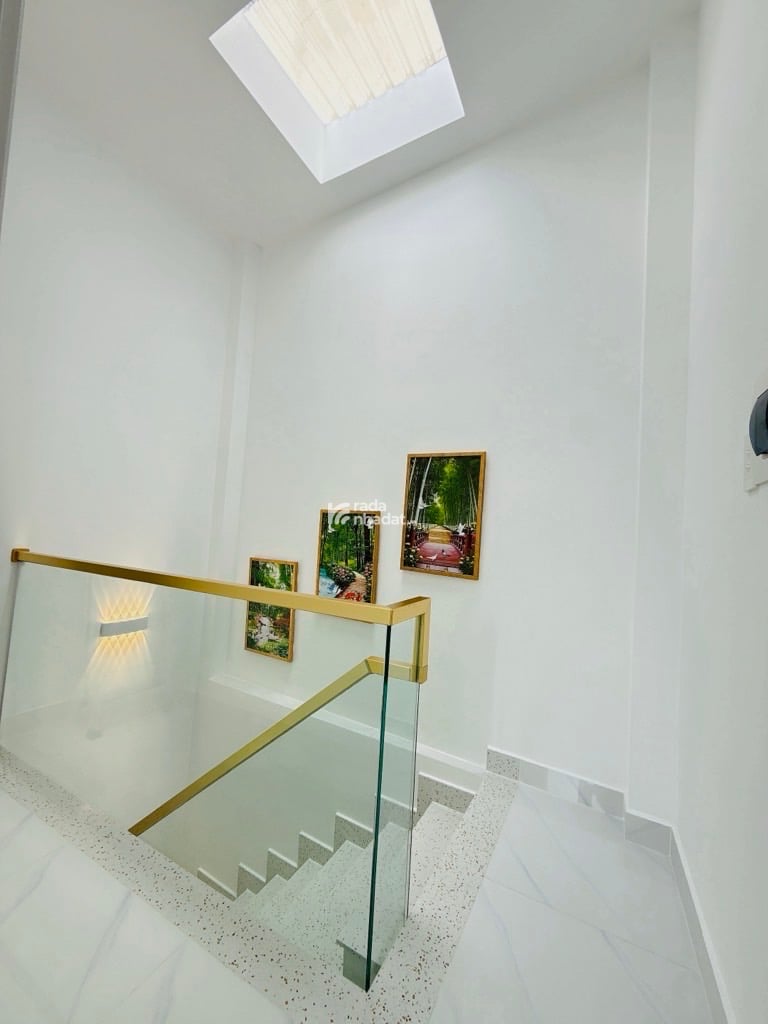 NHÀ ĐẸP - TẶNG FULL NỘI THẤT CAO CẤP