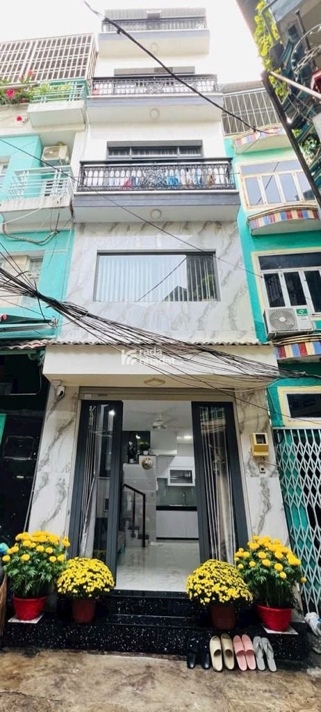 BÁN NHÀ LÝ THÁI TỔ Q10, 4 TẦNG NỞ HẬU, HẺM THÔNG MỌI NGẢ ĐƯỜNG, GIÁ TỐT 5,3 TỶ