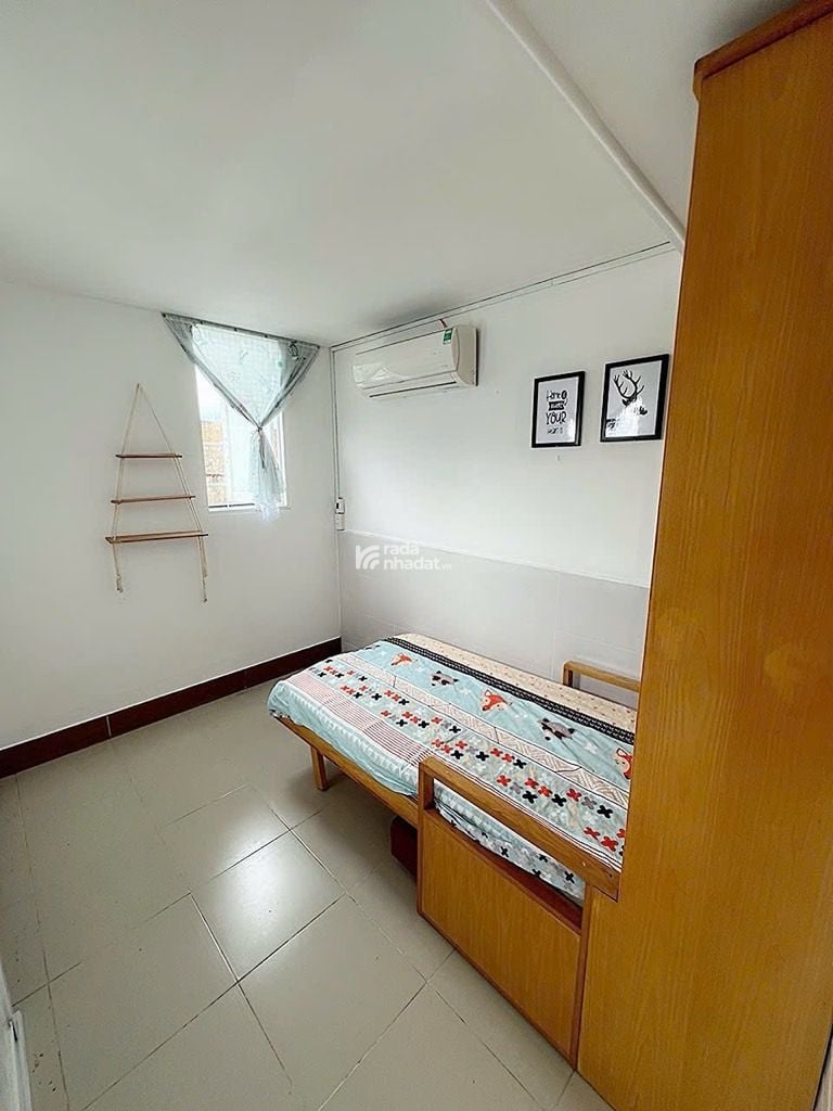 BÁN NHÀ LÝ THÁI TỔ Q10, 4 TẦNG NỞ HẬU, HẺM THÔNG MỌI NGẢ ĐƯỜNG, GIÁ TỐT 5,3 TỶ