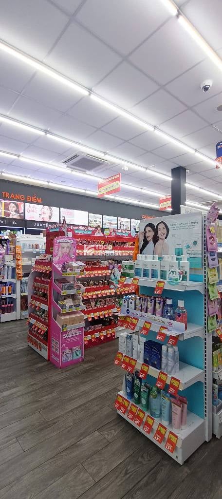  BÁN NHÀ CẤP 4 MẶT TIỀN KINH DOANH SẦM UẤT HỢP ĐỒNG THUÊ ỔN ĐỊNH 