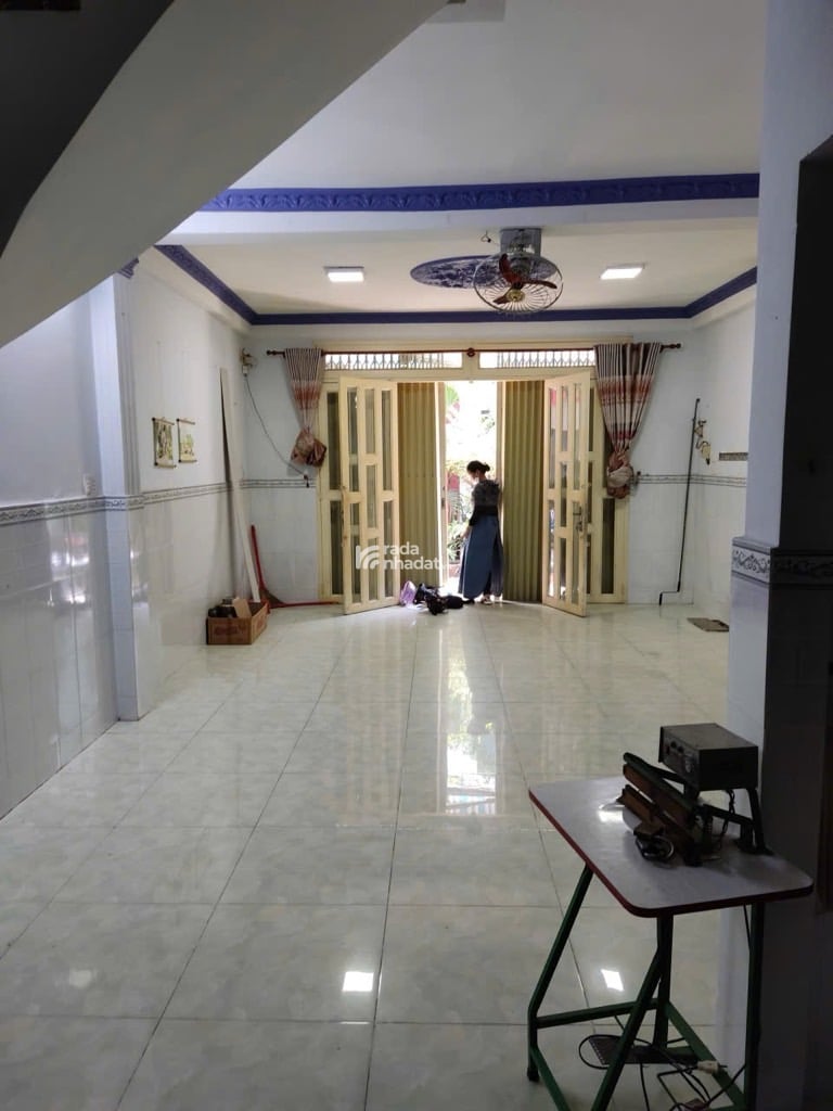 SÁT TÂN BÌNH, HẺM XE HƠI TRỊNH ĐÌNH TRỌNG, TÂN PHÚ, 54M2 HIẾM CÓ. GIẢM 550TR CHỈ 6.6T TL TỐT