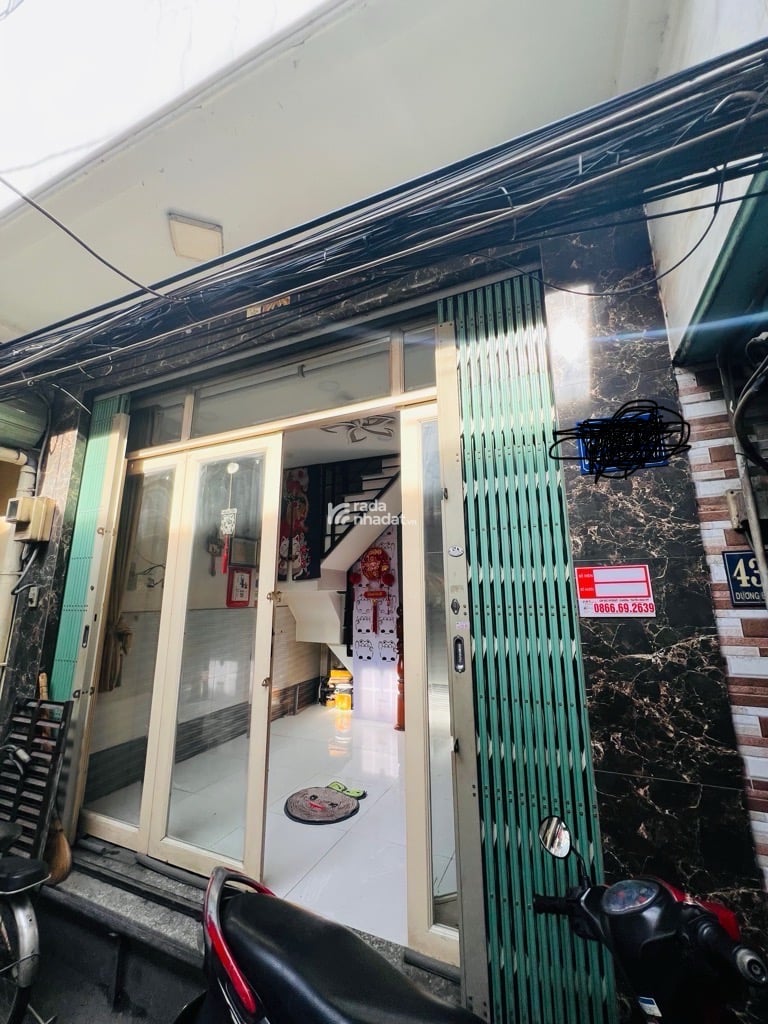 Bán nhà ,Q8, 3 tầng. Sổ Hồng riêng, kg quy hoạch. Nhình 2tỷ