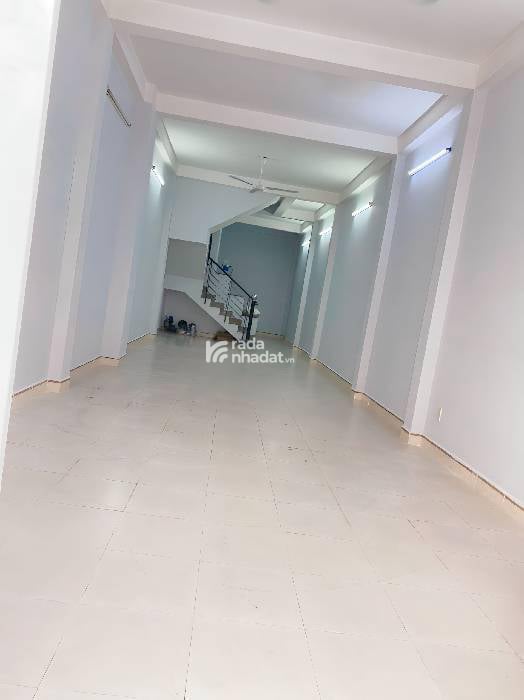 BÁN NHÀ DƯƠNG BÁ TRẠC QUẬN 8 75M2 10.6 TỶ HẺM XE HƠI 3 TẦNG BTCT 5PN SÁT QUẬN 1
