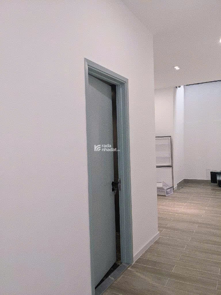 Nhỉnh 5tỷ - 80MV - hẻm ôtô tới cửa - nhà đẹp ngay KCX Tân Thuận