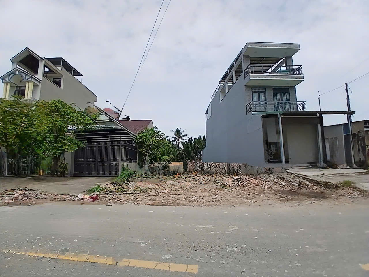 140m2 Đất Mặt Tiền Tam Đa - Nguyễn Duy Trinh, Q9-TĐ - Xây dựng tự do. Giá 9.xx Tỷ
