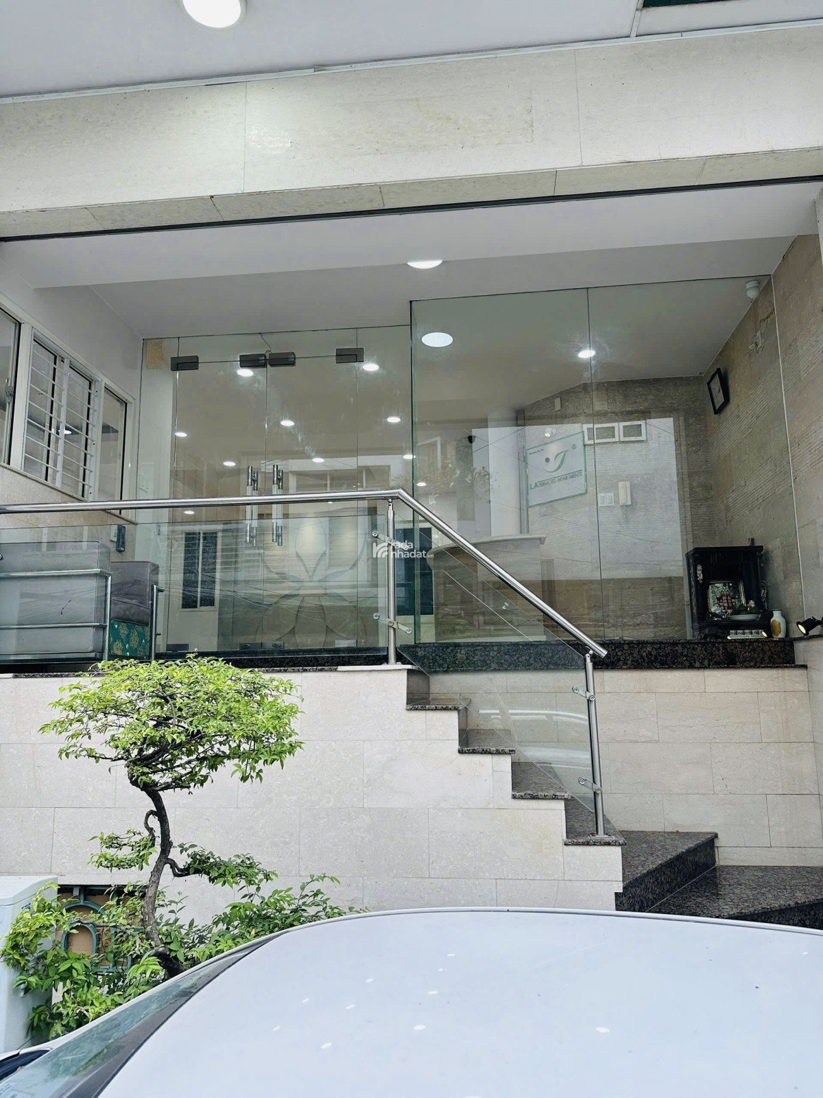 SIÊU PHẨM MẶT TIỀN PHÚ NHUẬN - DÒNG TIỀN 1.8 TỶ/NĂM - GIÁ NGỘP 55 TỶ