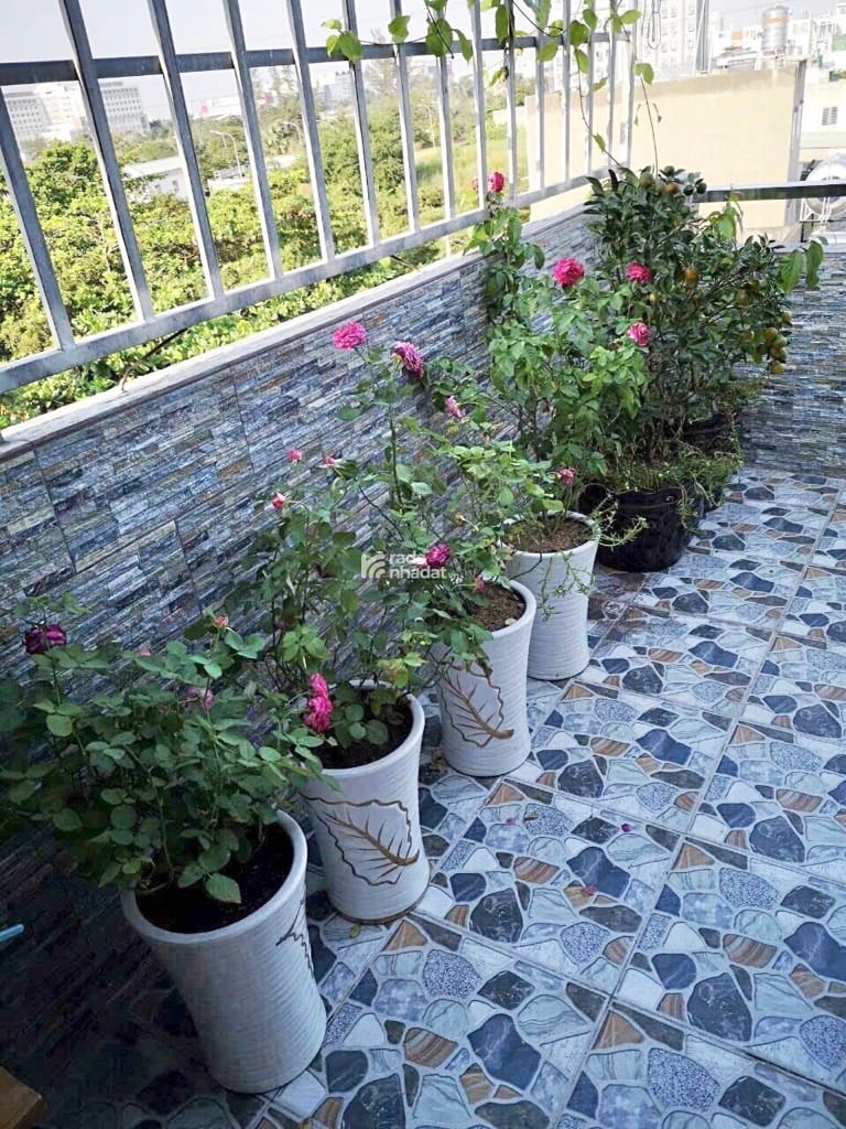 BÁN NHÀ KHU Y TẾ KỸ THUẬT CAO 4 TẦNG 3.X TỶ 2PN 3WC HẺM XE HƠI GẦN BẾN XE MIỀN TÂY  