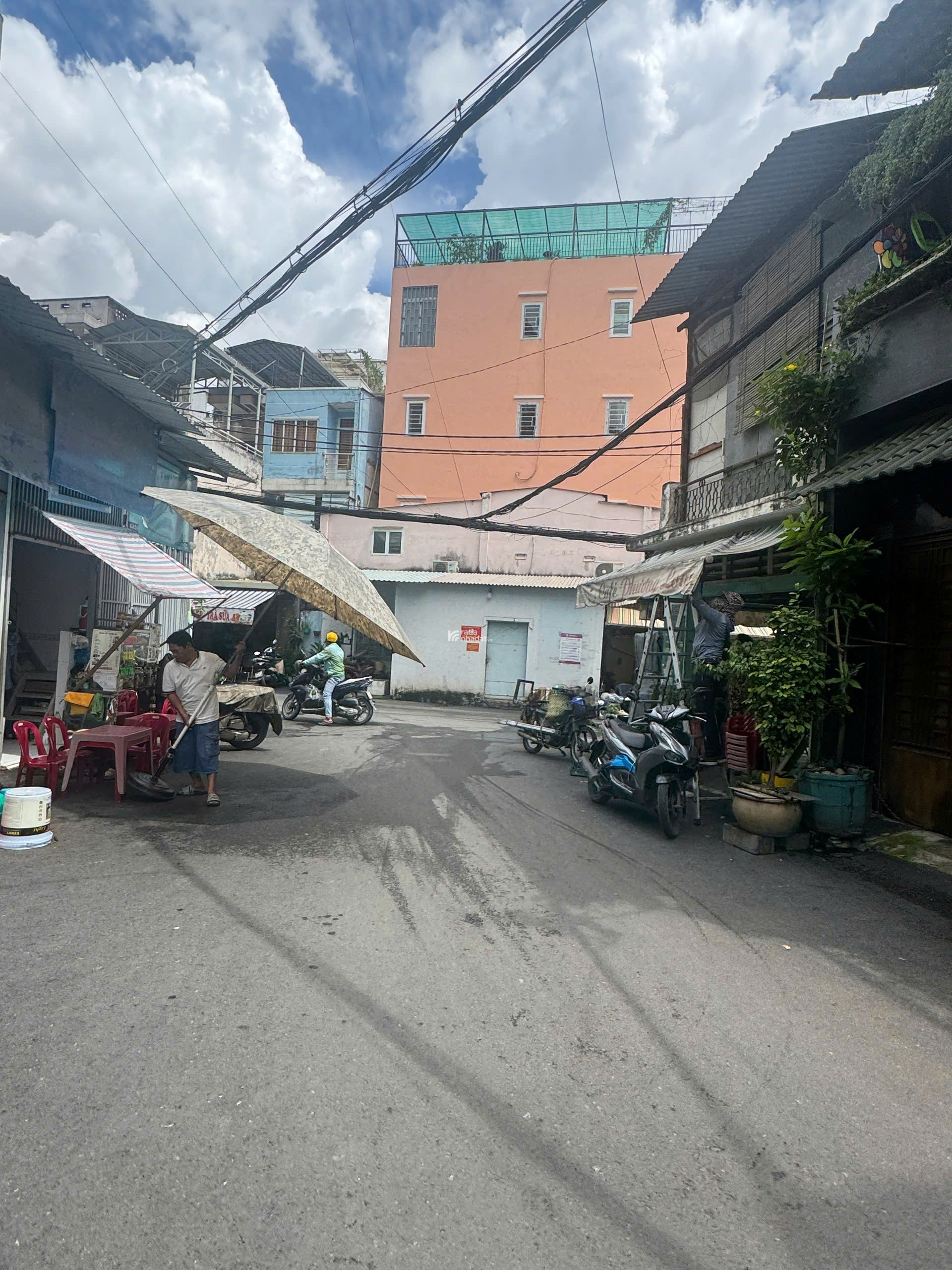 Nhà đẹp kiên cố Q10, 3.5x9m, 4 tầng ST, tiện ở hoặc cho thuê ngay!