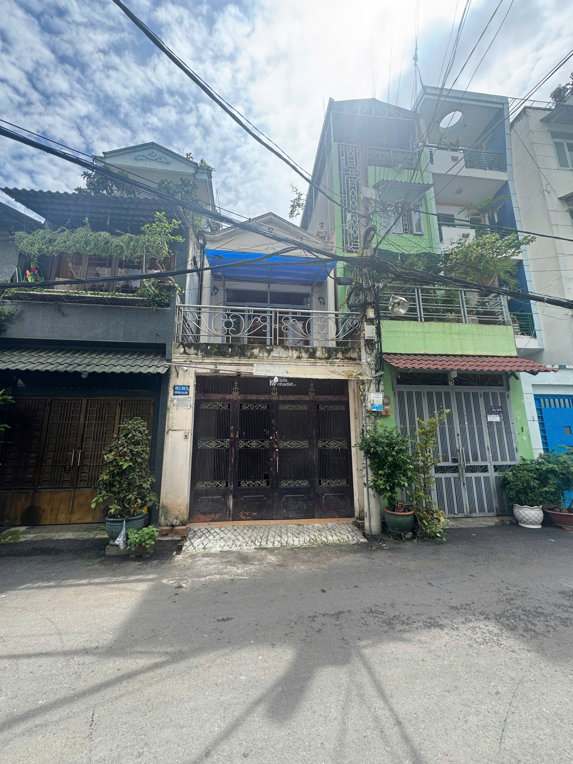 Nhà đẹp kiên cố Q10, 3.5x9m, 4 tầng ST, tiện ở hoặc cho thuê ngay!