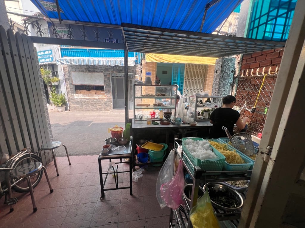  HẺM OTO THÔNG KINH DOANH TẤP NẬP - LÊ VĂN DUYỆT - PHƯỜNG GIA ĐỊNH -CÁCH ĐINH TIÊN HOÀNG 100M