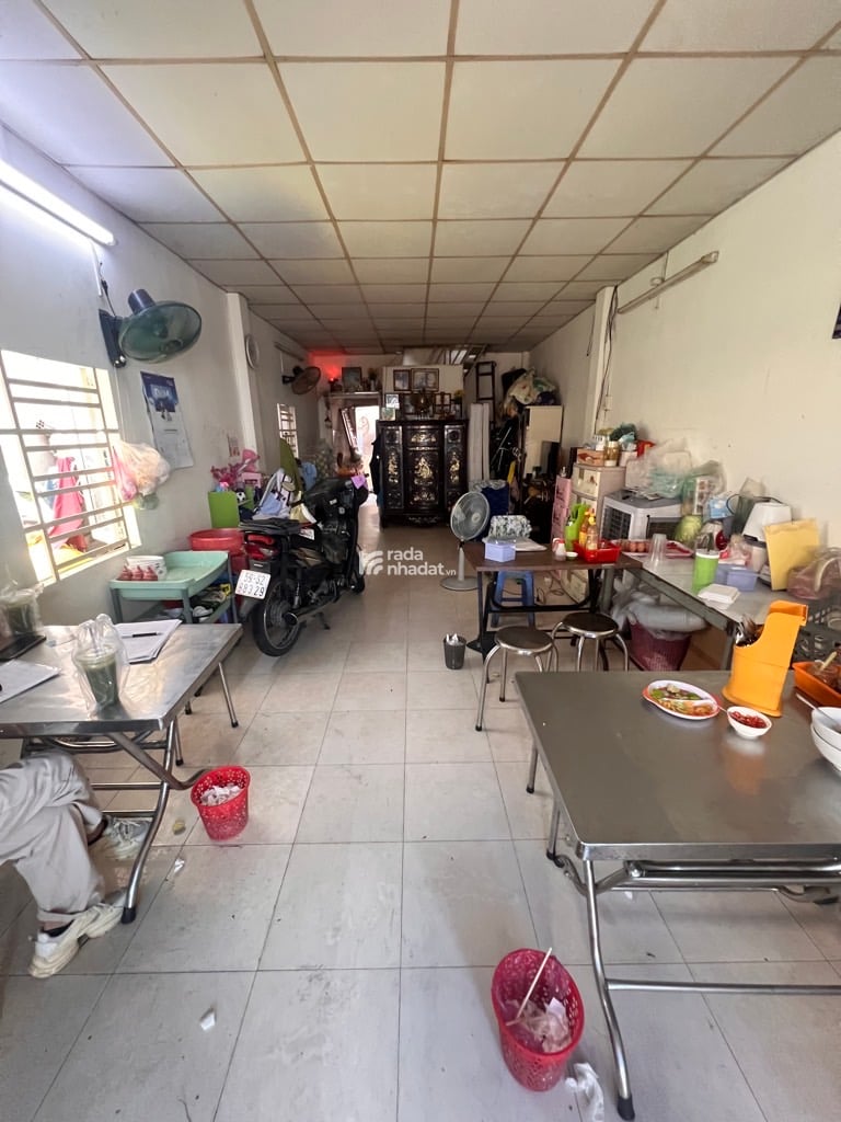  HẺM OTO THÔNG KINH DOANH TẤP NẬP - LÊ VĂN DUYỆT - PHƯỜNG GIA ĐỊNH -CÁCH ĐINH TIÊN HOÀNG 100M