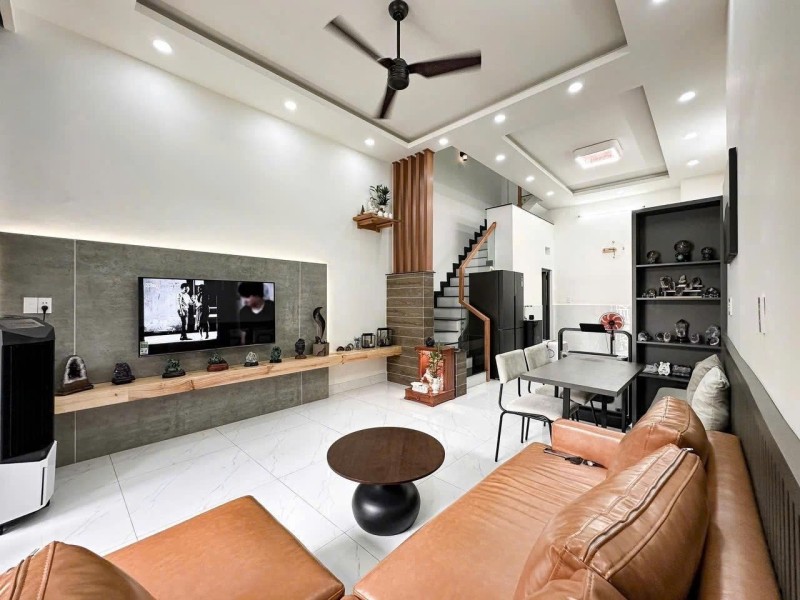 Bán Nhà 3 Tầng Tăng Nhơn Phú A TĐ - Sát Lê Văn Việt - Giá 6.X Tỷ