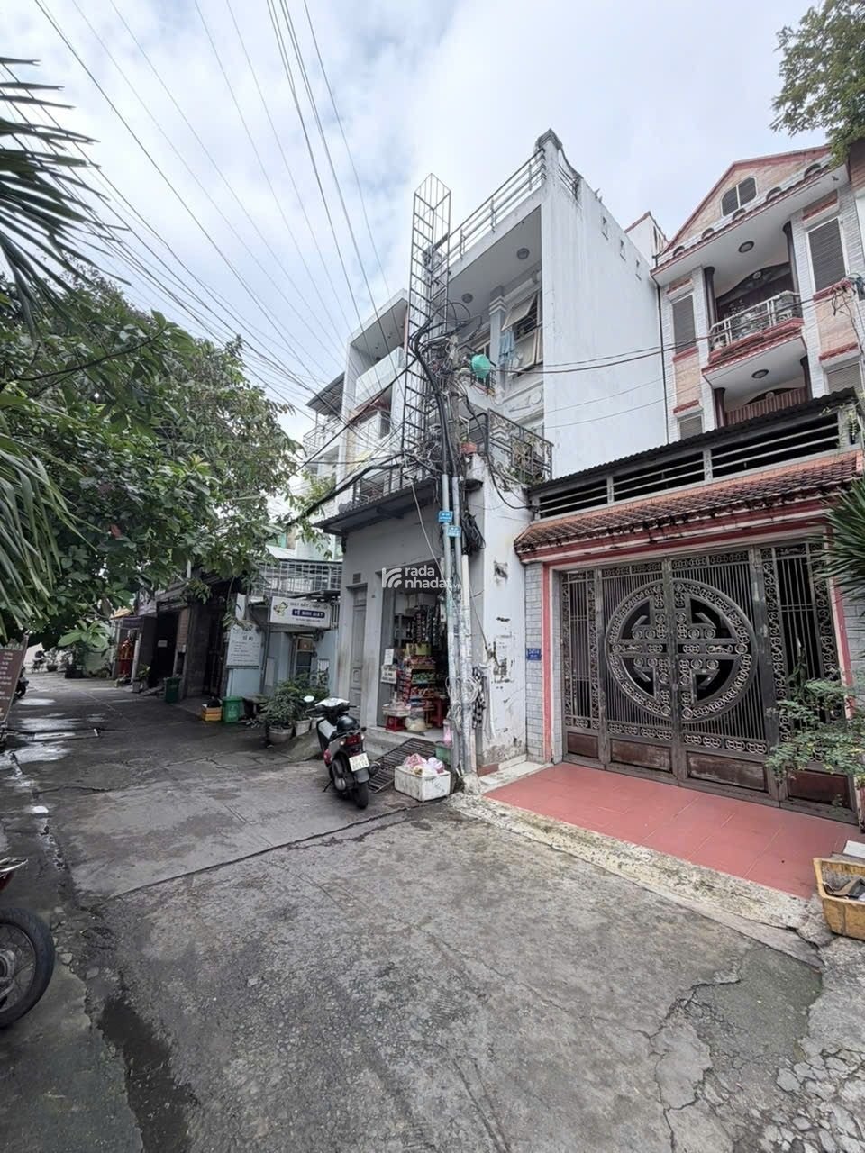 CHDV Độc Lập, hẻm 8m, 120m2, 4 tầng, thu nhập 70tr/tháng, chỉ 11.6 tỷ TL